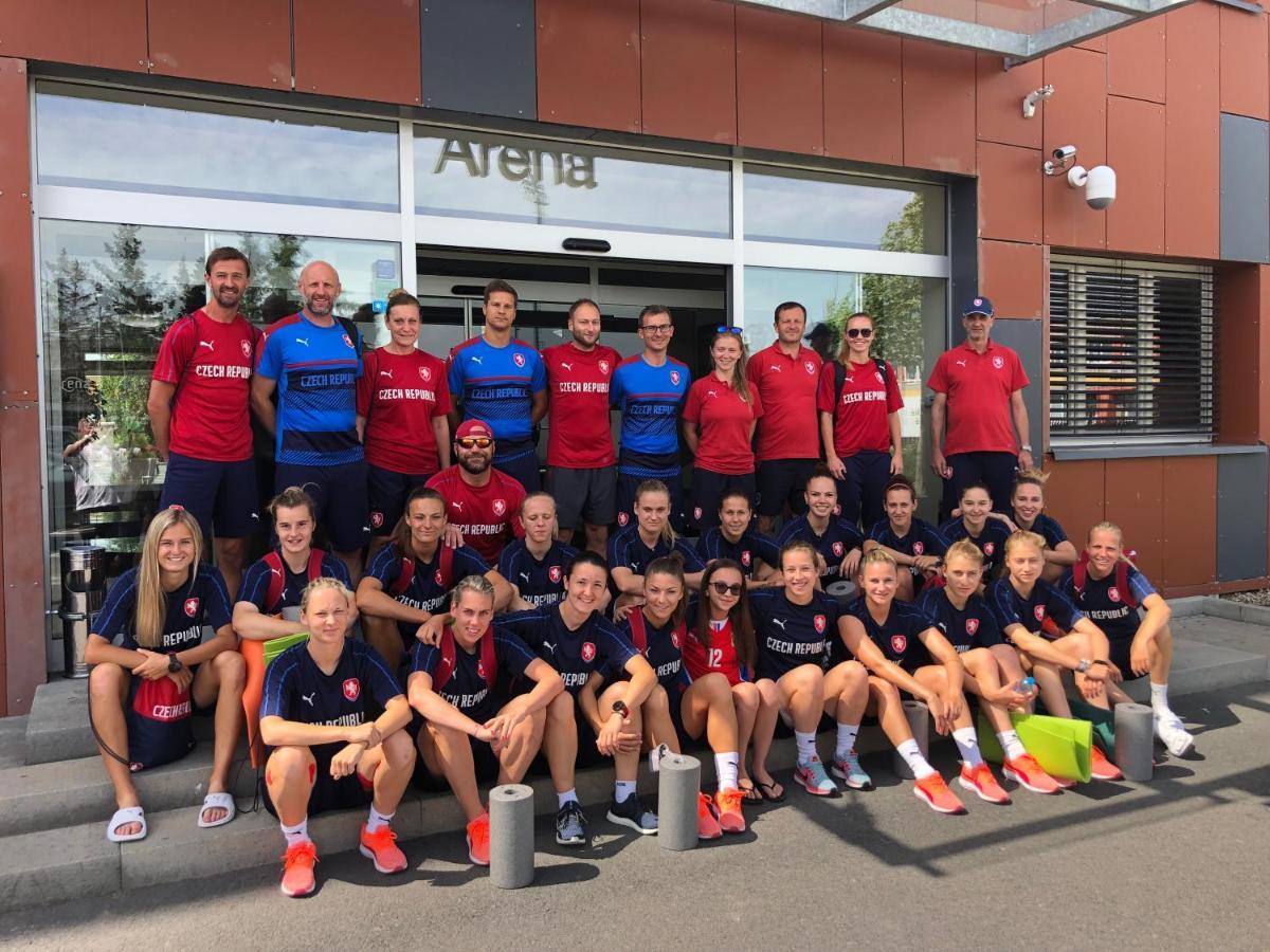 Hotel Arena Chomutov Eksteriør bilde