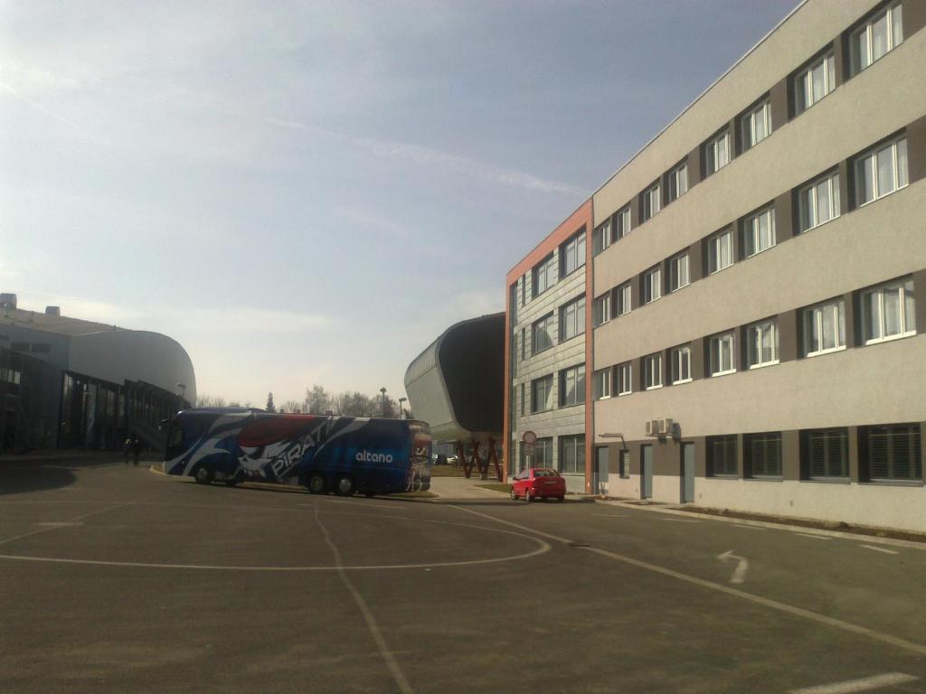 Hotel Arena Chomutov Eksteriør bilde